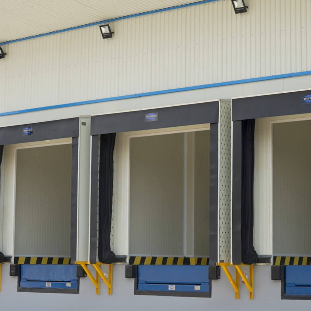 Thiết bị truy xuất hàng hoá