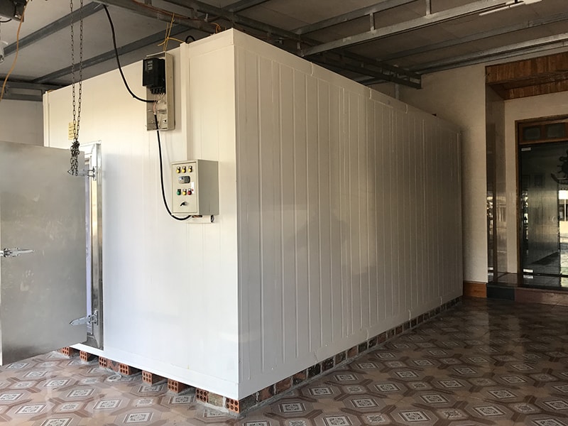 Lắp đặt kho lạnh bảo quản thịt gà